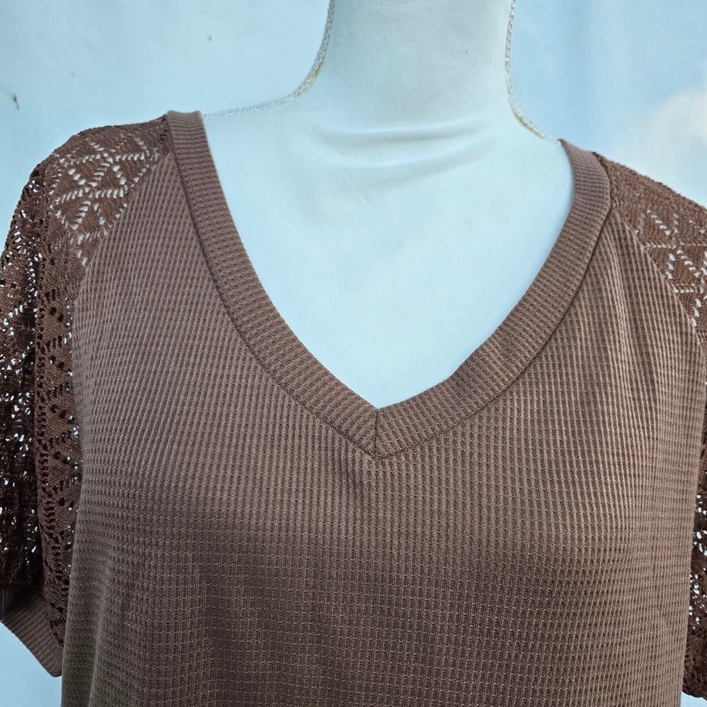 Chic Brown V-Neck Short Sleeve Top